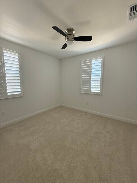 Building Photo - 3921 Mirecourt Cir