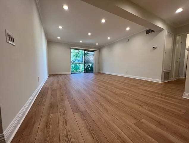 Building Photo - 5460 White Oak Ave