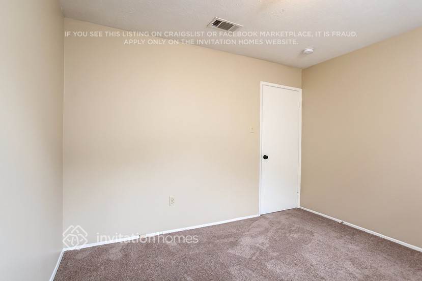 Building Photo - 3827 Cypressdale Dr