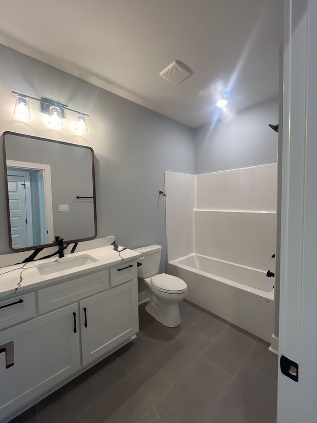 Building Photo - New construction mins from LRAFB