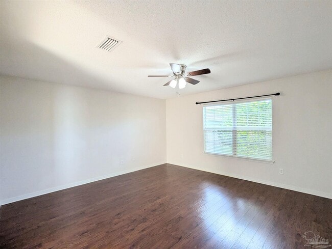 Building Photo - 1145 Freeboard Blvd