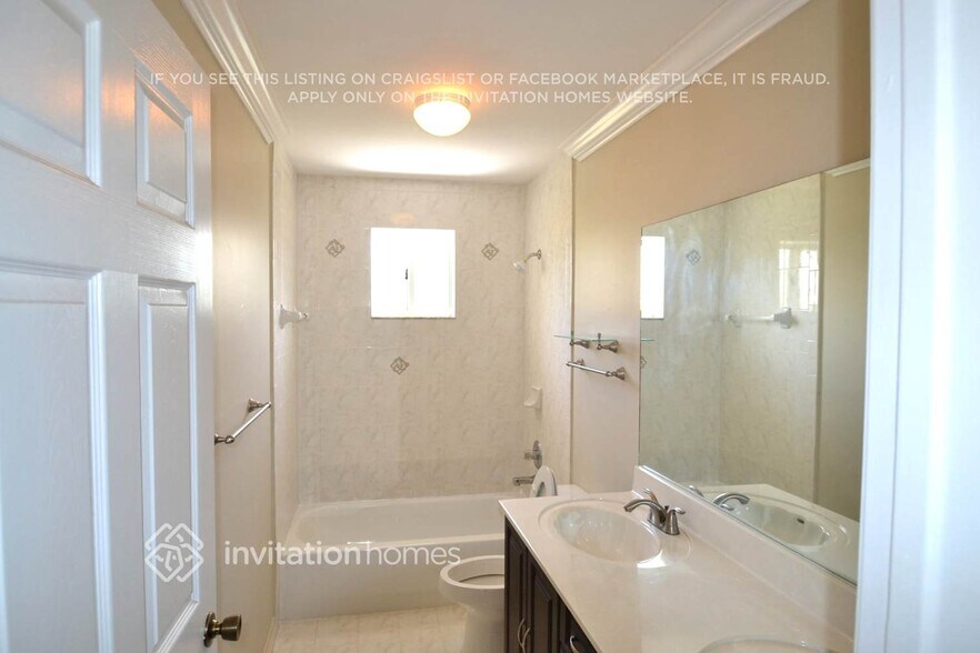 Building Photo - 18133 SW 153rd Pl