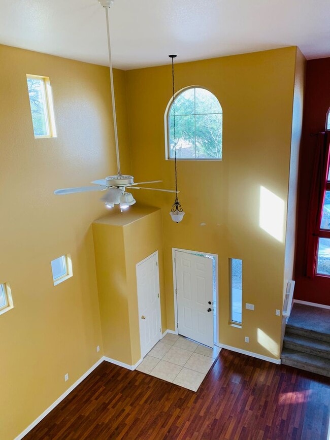 Building Photo - Beautiful Home In Rancho Sahuarita Located...