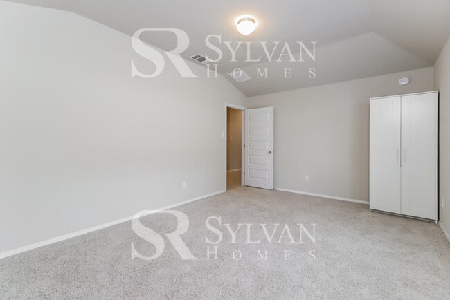 Building Photo - Turn the key. Enter. Smile. Repeat every day!