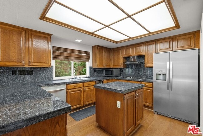 Building Photo - 17672 Bryan Pl