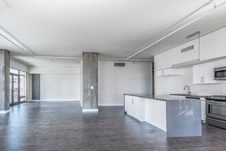 Building Photo - 1111 S Grand Ave