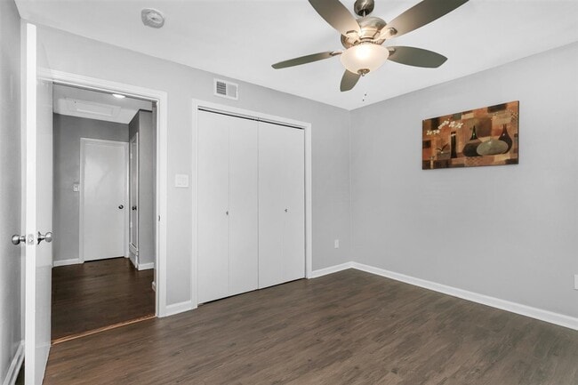 Building Photo - 3262 Kristen Dr