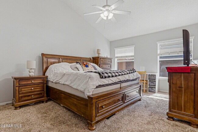 Building Photo - 3828 Tierra Aurora Dr