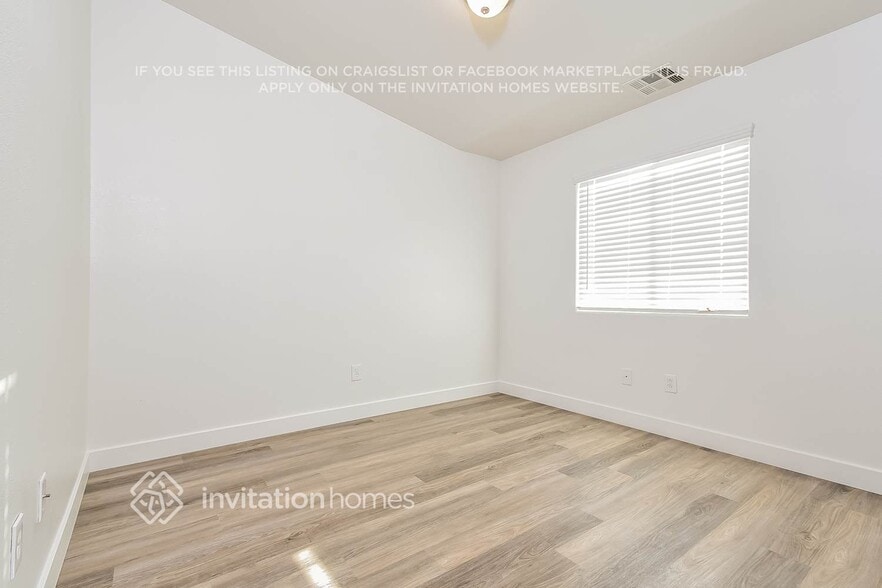 Building Photo - 7685 Morning Lake Dr