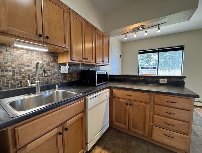 Building Photo - 2B/2B Corner Apartment with Flatiron Views...