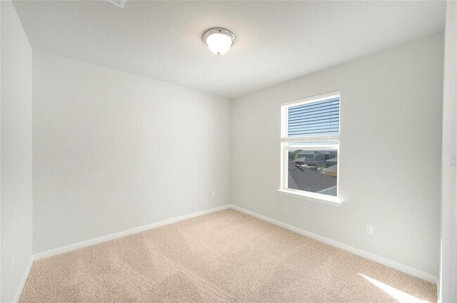 Building Photo - 2045 Arendale Dr