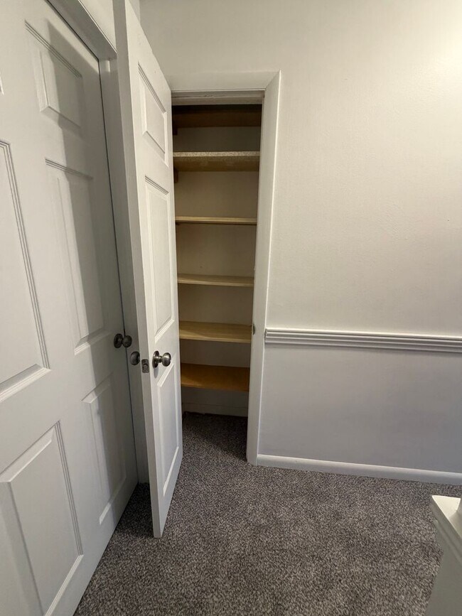 Building Photo - 534 Maryland Ave