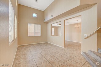 Building Photo - 9344 Vista Waters Ln