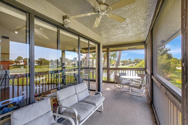 Building Photo - 19411 Sabal Lake Dr