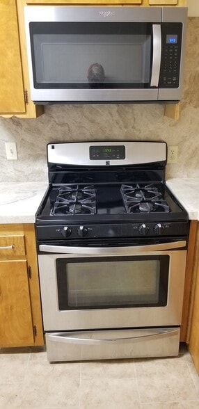 Building Photo - 1510 Haldon St