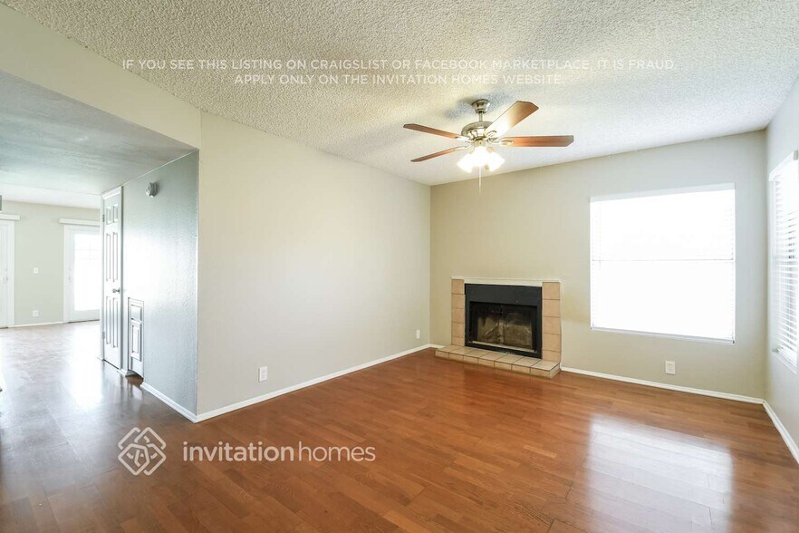 Building Photo - 14240 N 50th Ln