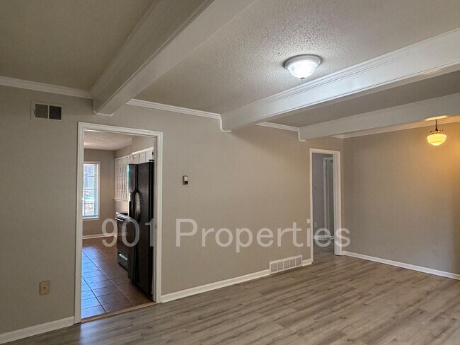 Building Photo - 5674 Montpelier Dr
