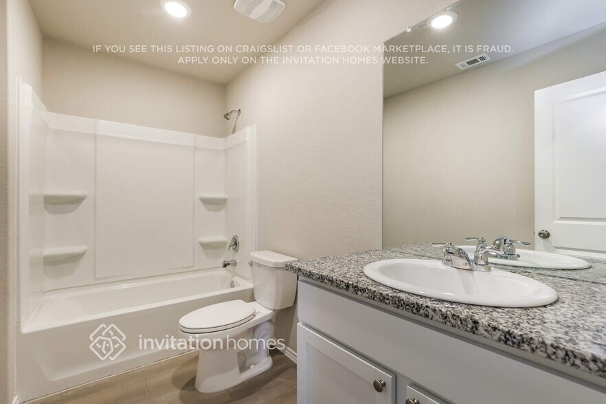 Building Photo - 4160 Southton Tarn