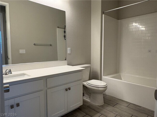 Building Photo - 6583 Dove Pt Pl