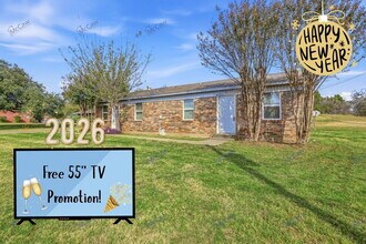 Building Photo - 217 Joyce St