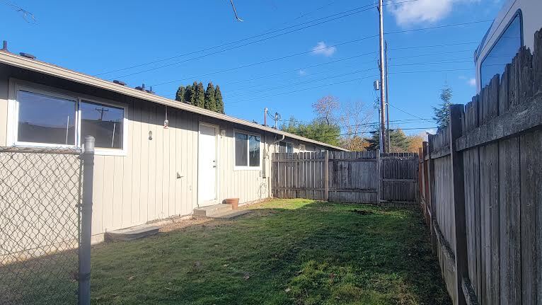 Private back yard - 6910 S Madison St