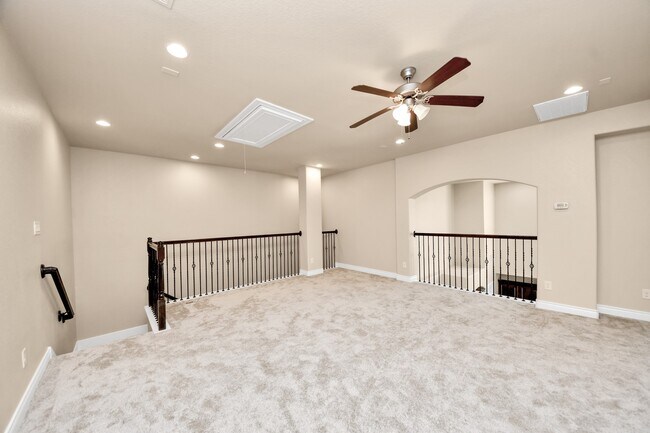 Building Photo - 24219 Peralta Glen Ln