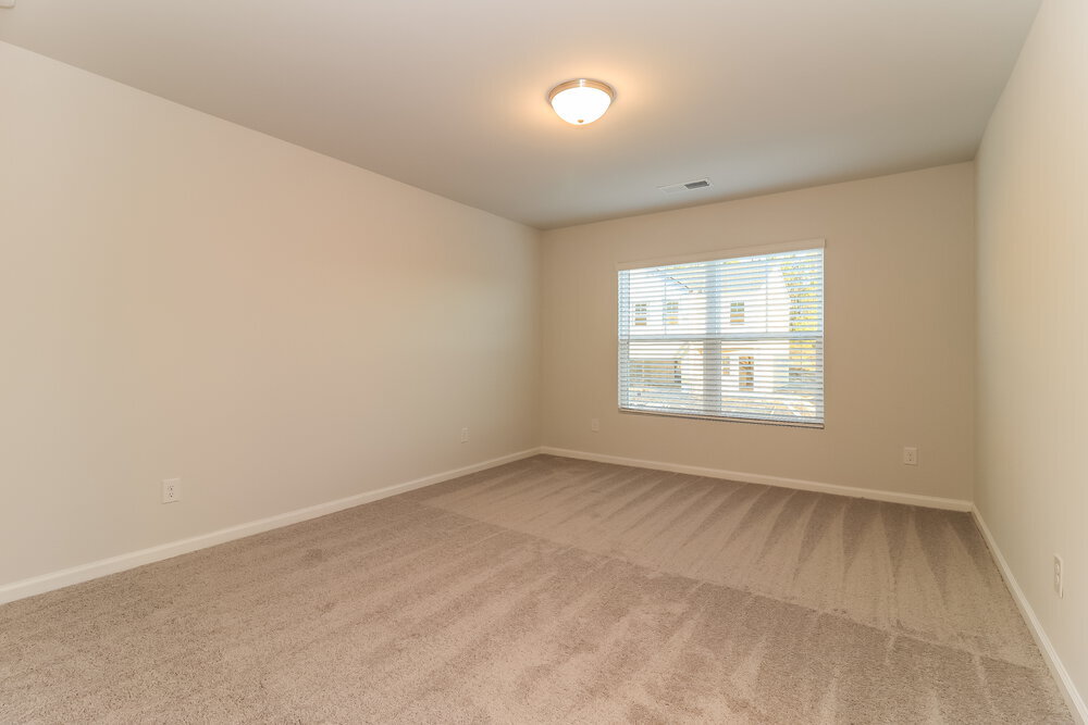 Building Photo - 221 N Fortune Way