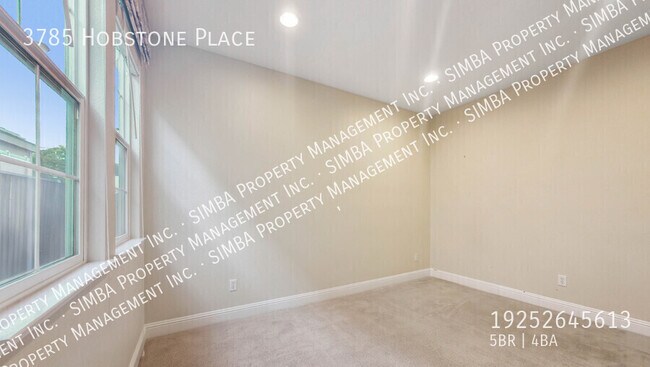 Building Photo - 3785 Hobstone Pl