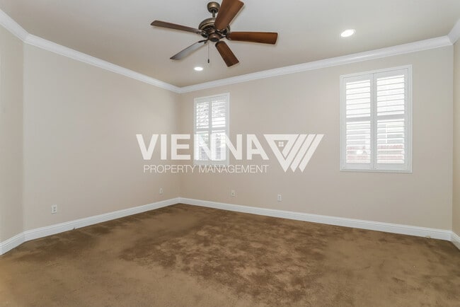 Building Photo - 1311 Green Ravine Dr