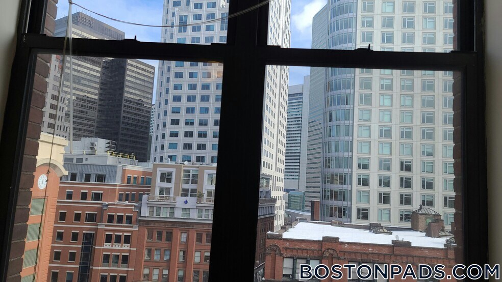 Building Photo - 81 Essex St