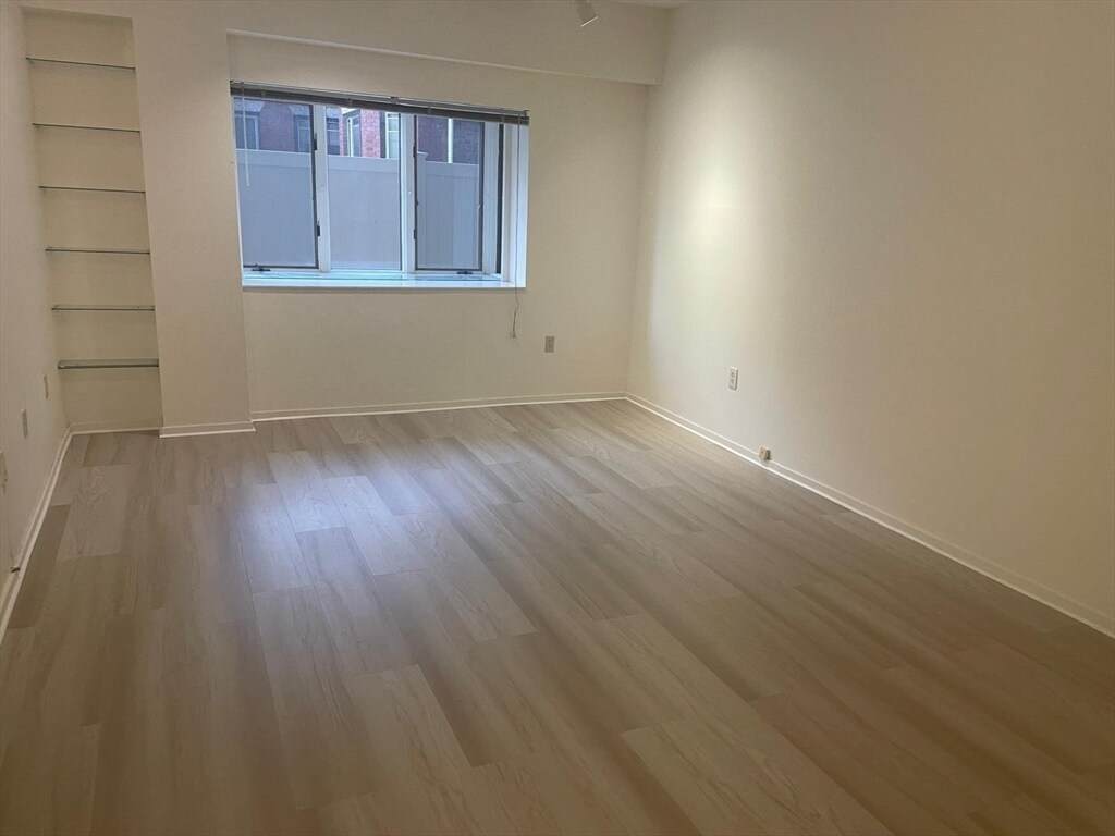 Building Photo - 1272 Beacon St