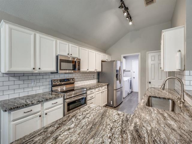 Building Photo - 3306 Olympus Ct