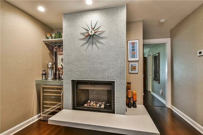 Building Photo - Urban Living in Downtown OKC - 2 Bedrooms/...