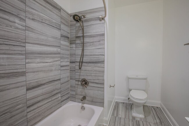 Building Photo - Amazing 2 BR/1 BA Apartment in Trinidad!