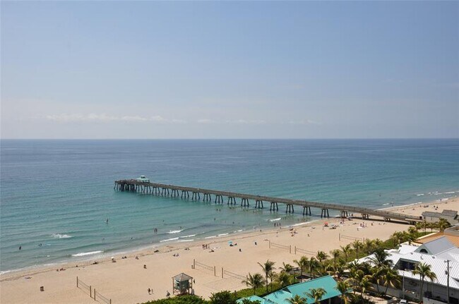 Building Photo - 1312 SE 14th Terrace