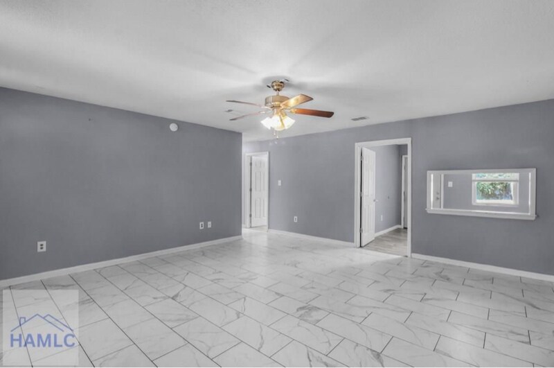 Building Photo - 160 Cherokee Cir