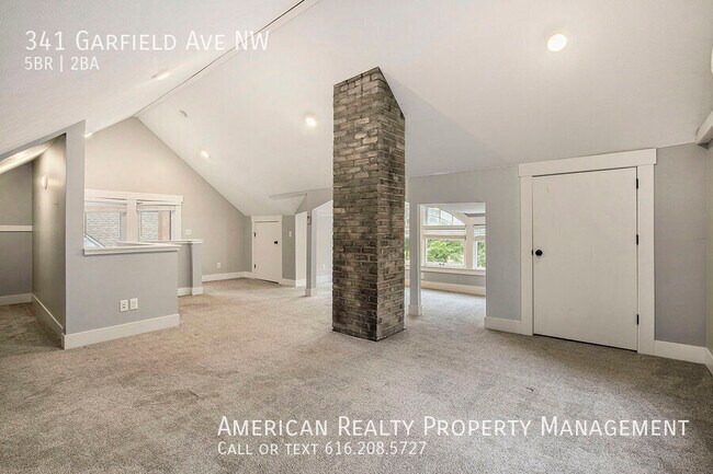 Building Photo - 341 Garfield Ave NW