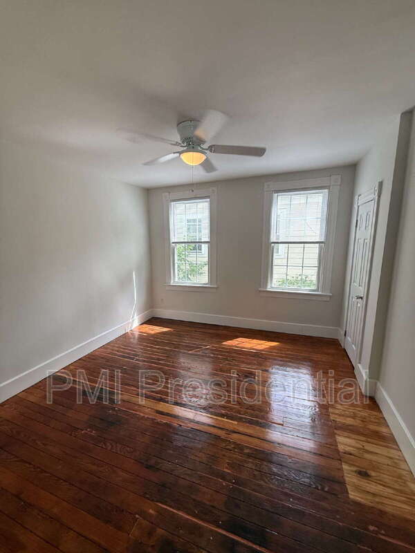 Building Photo - 1812 3rd Ave