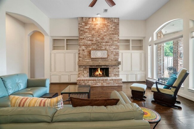 Building Photo - 13702 Sandpebble Chase