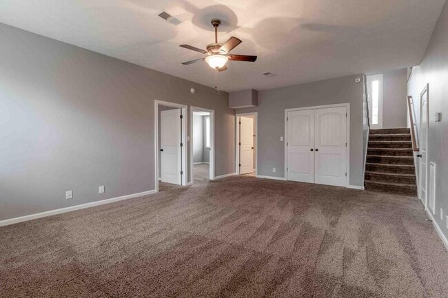 Building Photo - 1063 Freedom Dr