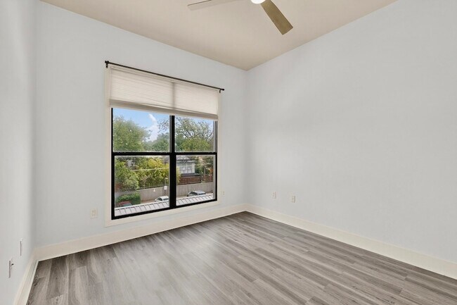 Building Photo - 4414 Cedar Springs Rd