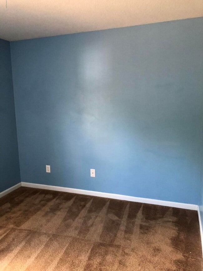 Building Photo - Welcome to Brookstone Crossing!