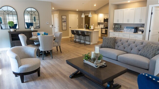 Building Photo - 602 Championship Dr
