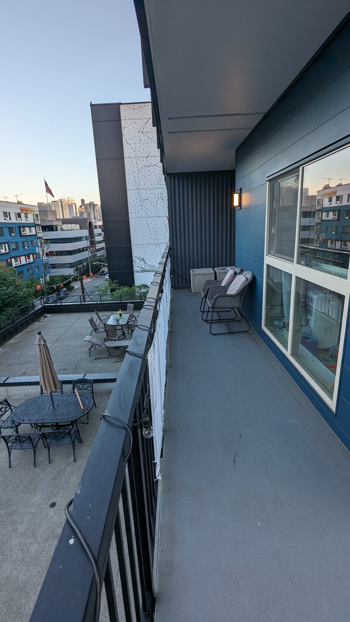 Balcony - 701 Galer St