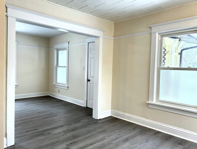 Building Photo - Two Bedroom Home Coming Soon in Grove City