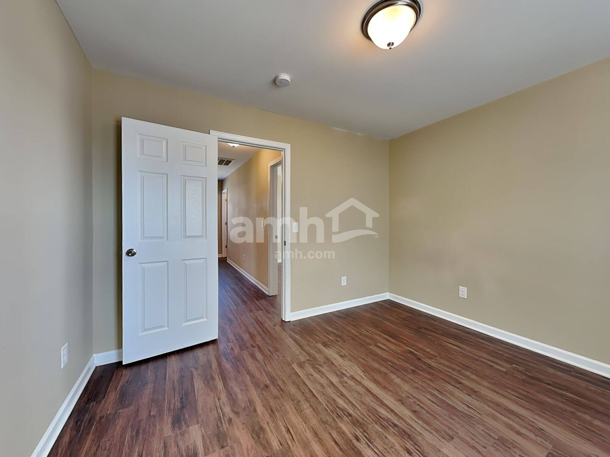 Building Photo - 5137 Brahman Dr