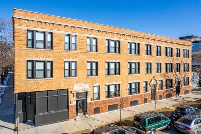 Building Photo - Victory Apartments