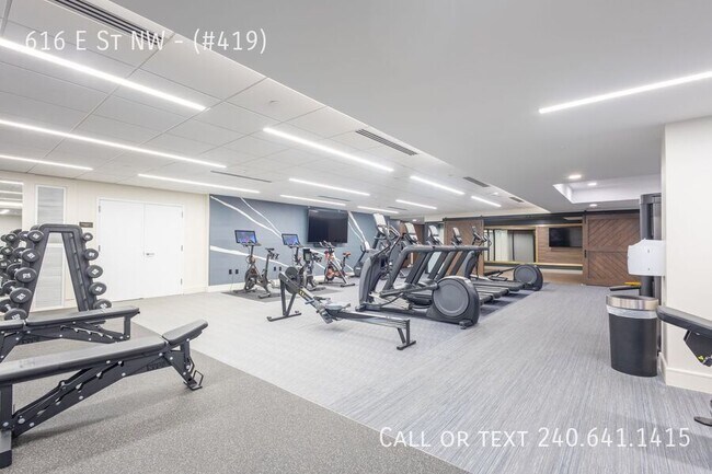 Building Photo - 616 E St NW