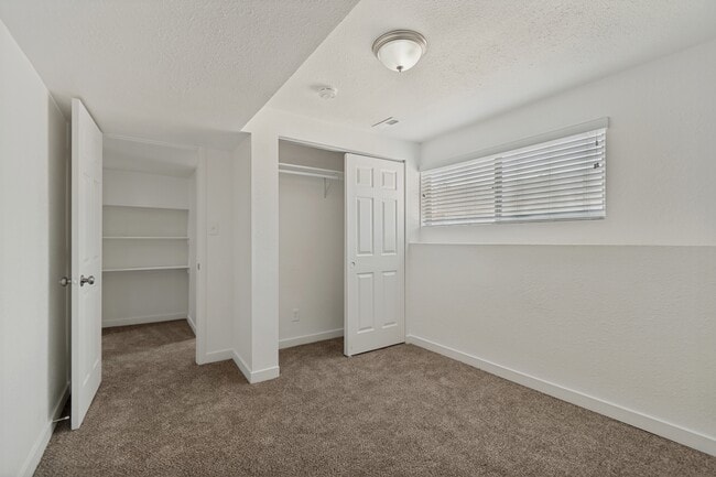 Building Photo - 5128 S 3760 W