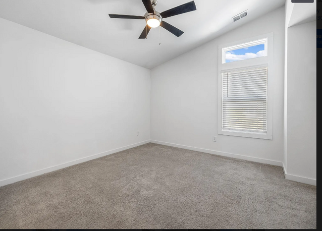 Building Photo - 1415 Darrowby Wy